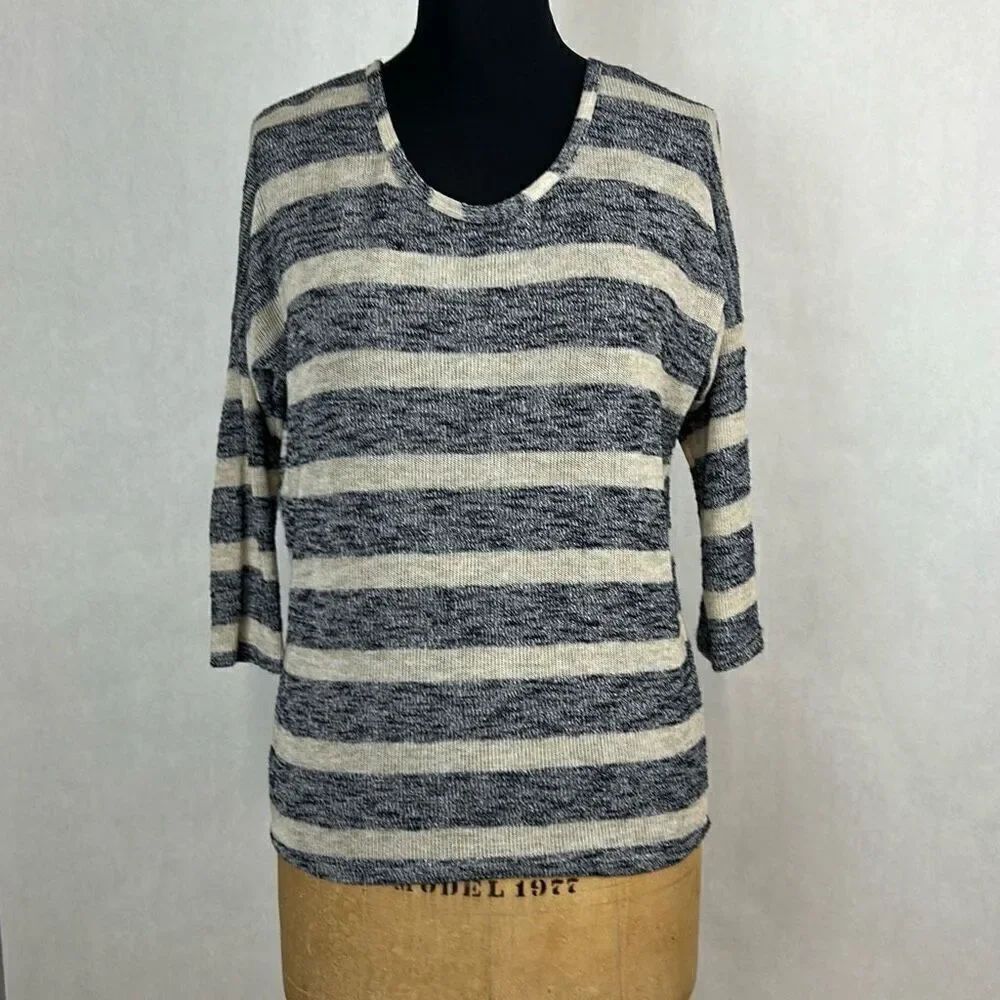 charlotte russe Lightweight Sweater Sz Small Stripe Cream Blue 3/4 Sleeve